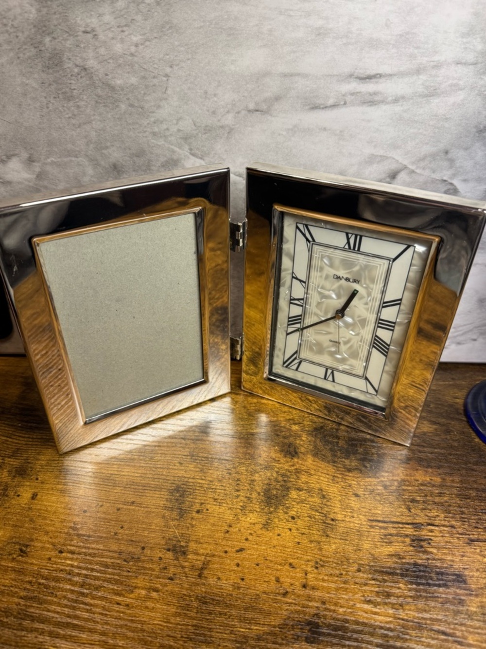 Danbury Quartz Desk Clock w Photo Frame Silver Tone Folding Frame